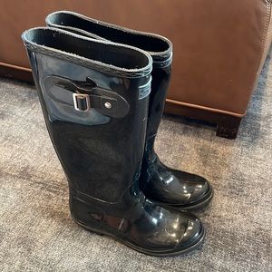 Seven7 British Girl Tall Rain Boot. Great condition